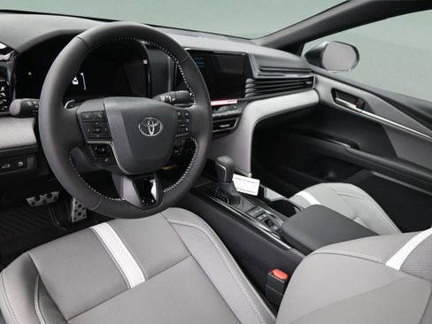 New 2026 Toyota Camry SE FWD image 29
