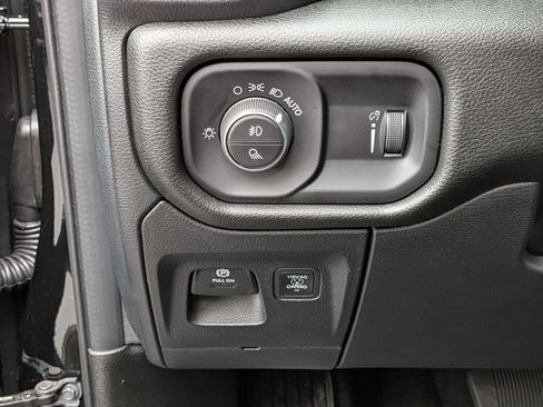 New 2026 RAM 1500 Express image 13