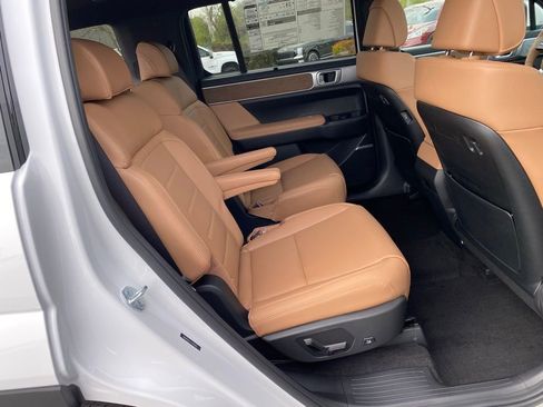 New 2026 Hyundai Elantra SE FWD image 41