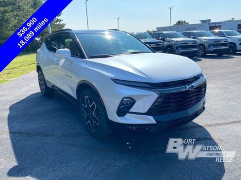 Used 2024 Chevrolet Blazer RS w/ Driver Confidence II Package AWD/4WD image 13