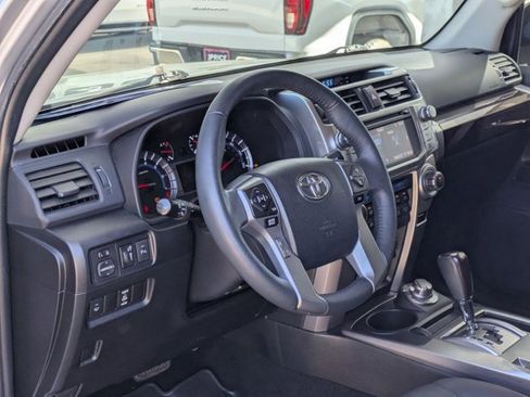 Used 2017 Toyota 4Runner Limited image 10