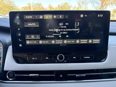 Used 2025 Mitsubishi Outlander SE image 30