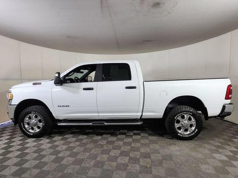 Used 2024 RAM 2500 Big Horn w/ Safety Group AWD/4WD image 4