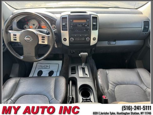 Used 2012 Nissan Xterra PRO-4X w/ Pro-4x Leather Pkg AWD/4WD image 15