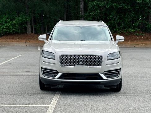 Used 2019 Lincoln Nautilus Select FWD image 2