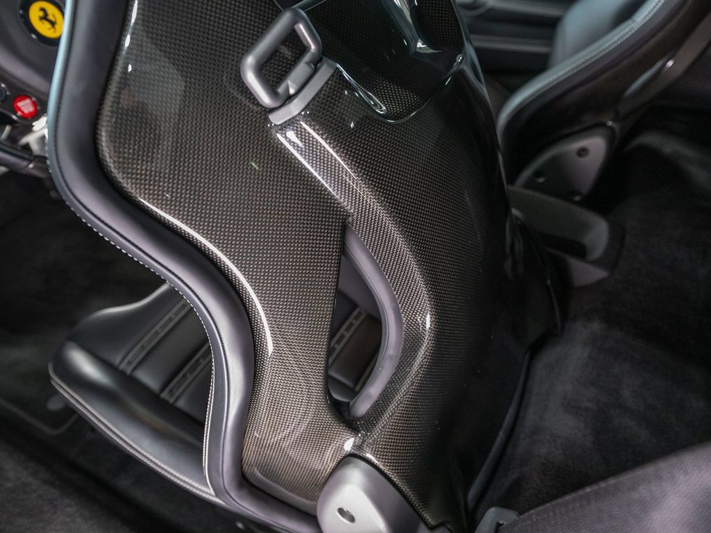 Certified 2018 Ferrari 488 GTB RWD image 12