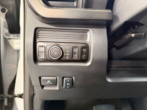Used 2026 Ford F250 Lariat AWD/4WD image 14