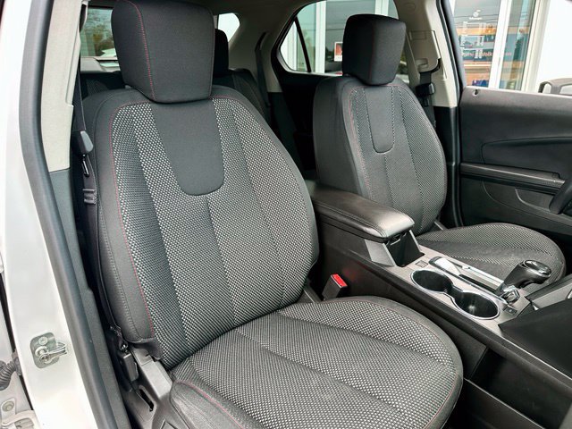 Used 2017 Chevrolet Equinox LT w/ Convenience Package FWD image 22