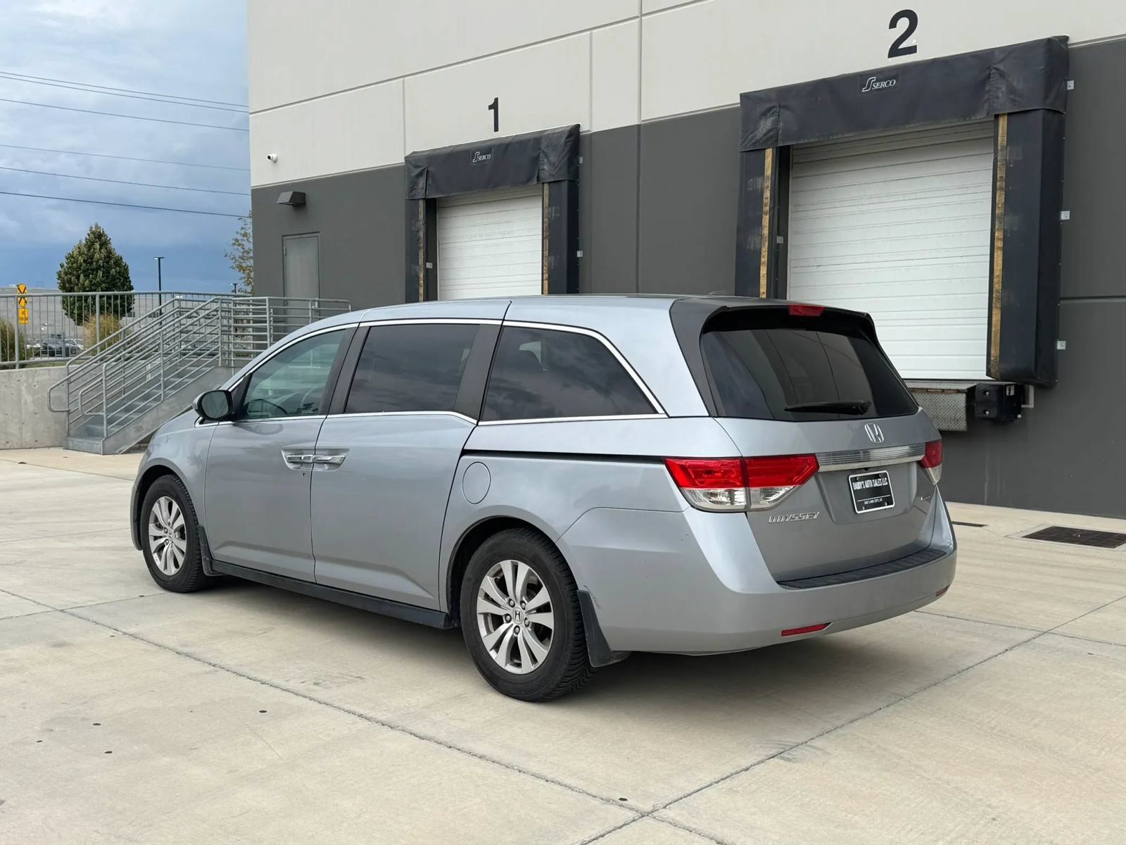 Used 2016 Honda Odyssey SE image 3