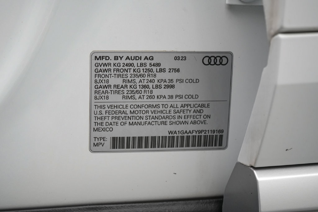 Used 2023 Audi Q5 2.0T Premium w/ Convenience Package AWD/4WD image 29