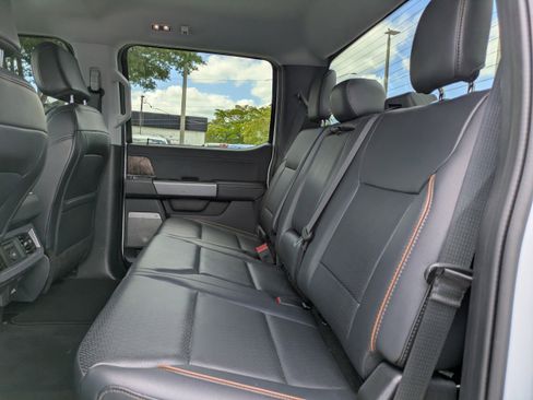 Used 2026 Ford F250 Lariat AWD/4WD image 15