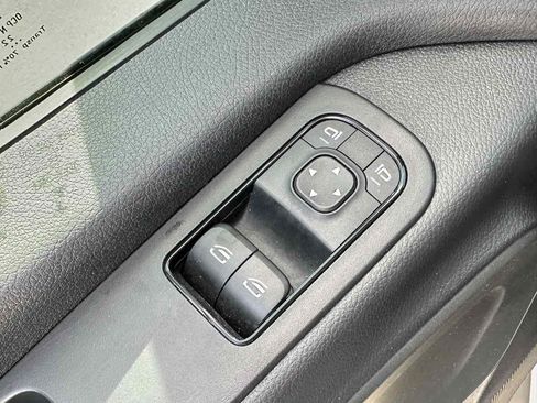 Used 2022 Mercedes-Benz Sprinter 2500 image 26