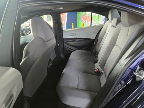 Used 2024 Toyota Corolla SE w/ SE Package image 10