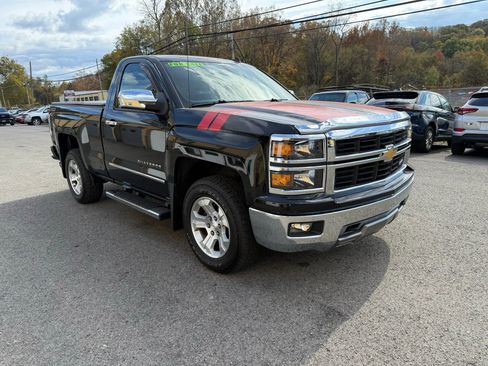 Used 2014 Chevrolet Silverado 1500 LT w/ LT Convenience Package image 3