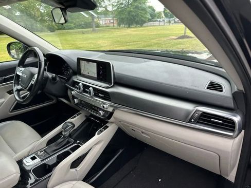 Used 2022 Kia Telluride S AWD/4WD image 11