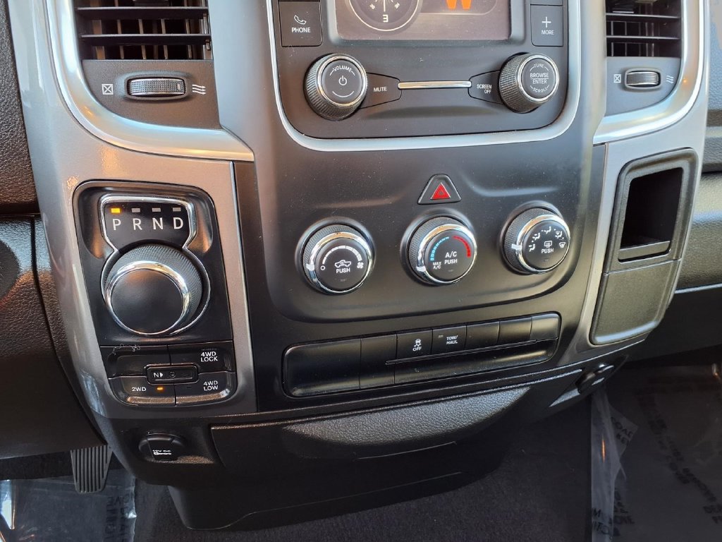 Used 2024 RAM 1500 Classic SLT AWD/4WD image 11