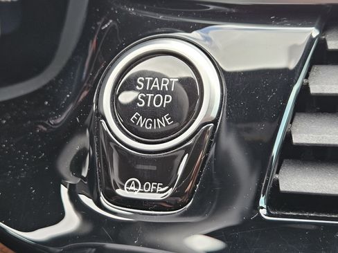 Used 2021 BMW 530i w/ M Sport Package image 22