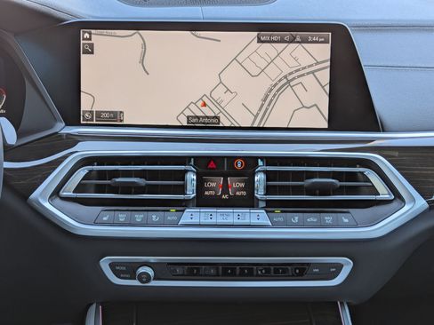 Used 2023 BMW X5 xDrive40i w/ Premium Package image 17