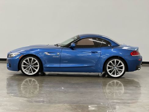 Used 2016 BMW Z4 sDrive35i image 4