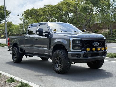 Used 2023 Ford F350 Lariat w/ Sport Appearance Package AWD/4WD image 10