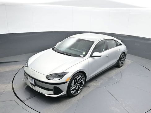 Used 2024 Hyundai Ioniq 6 SEL image 33