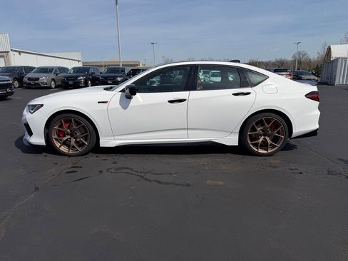 Used 2023 Acura TLX Type S PMC Edition image 10