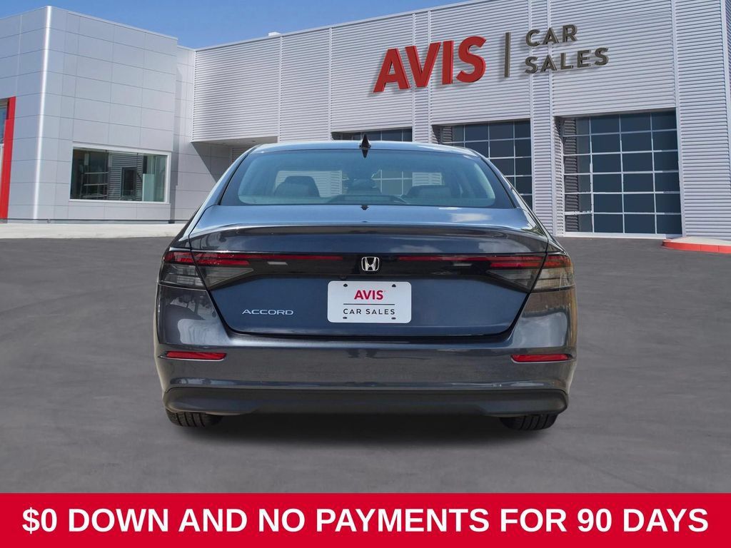 Used 2025 Honda Accord SE image 7