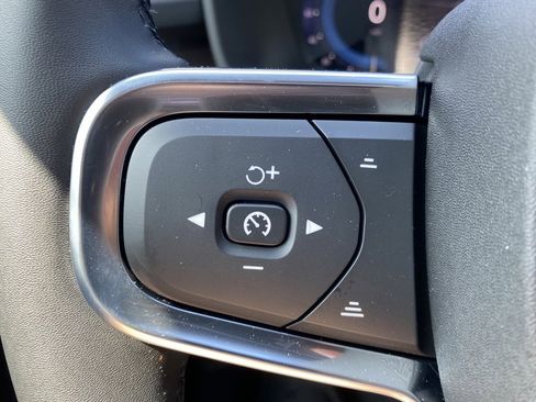 New 2023 Volvo C40 P8 Recharge Plus w/ Climate Package image 17