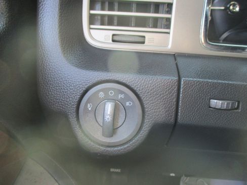 Used 2014 Lincoln Navigator 2WD image 18