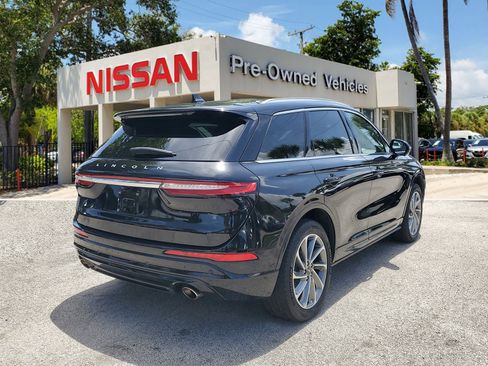 Used 2022 Lincoln Corsair Grand Touring image 4