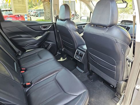 Certified 2023 Subaru Forester Touring AWD/4WD image 11