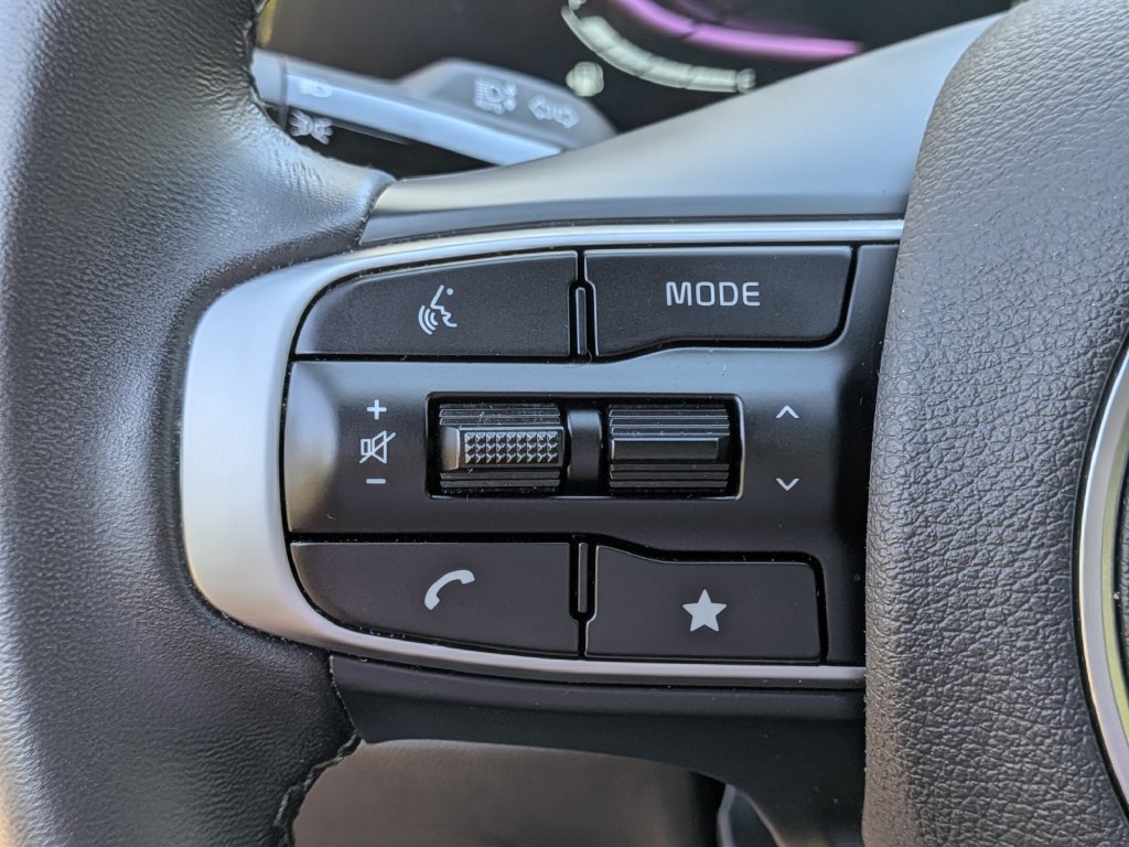 Used 2025 Kia Sportage X-Line w/ Premium Package AWD/4WD image 30