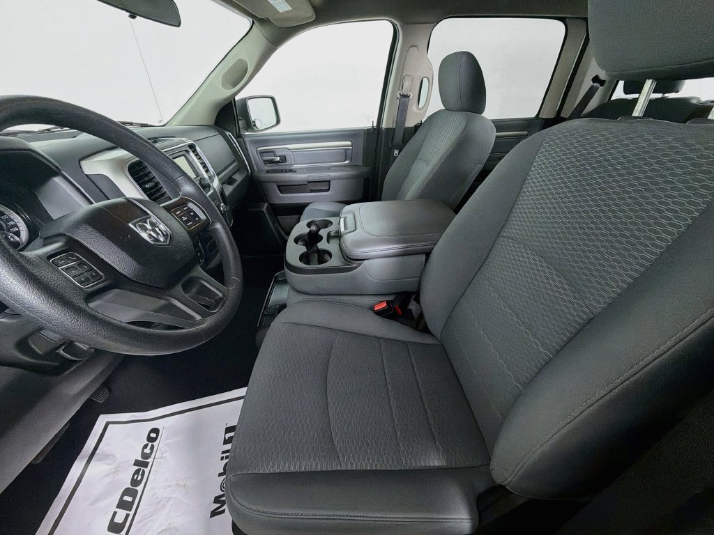 Used 2019 RAM 1500 Classic SLT AWD/4WD image 20