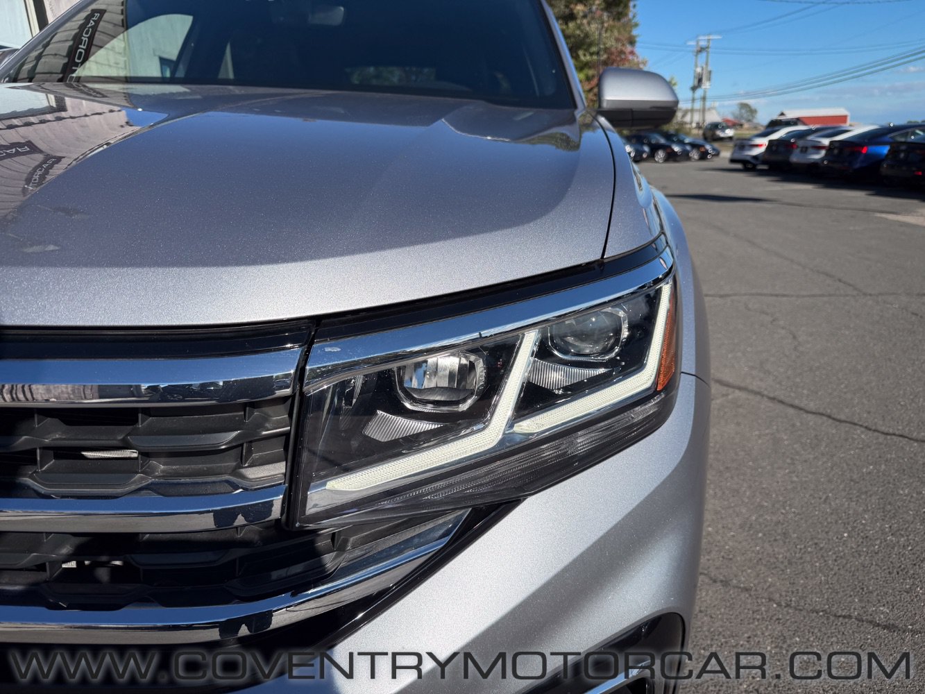 Used 2022 Volkswagen Atlas Cross Sport SEL Premium R-Line AWD/4WD image 9