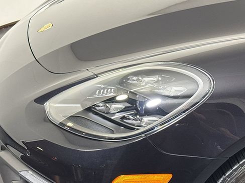 Certified 2022 Porsche Panamera Platinum Edition RWD image 26
