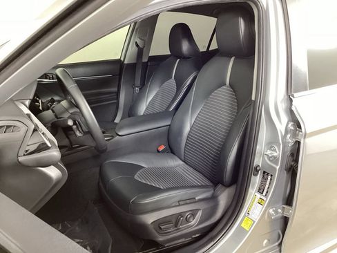 Used 2024 Toyota Camry SE FWD image 27