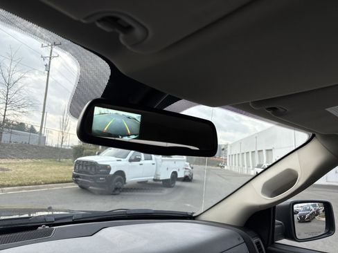 Used 2019 RAM 1500 Express image 29