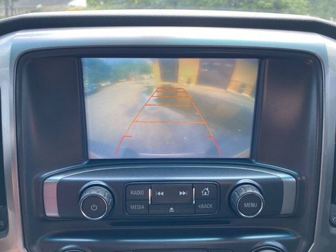 Used 2017 Chevrolet Silverado 2500 LT AWD/4WD image 16