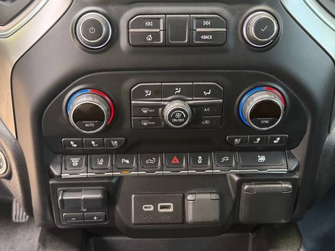 Used 2021 Chevrolet Silverado 3500 LTZ w/ LTZ Plus Package AWD/4WD image 17