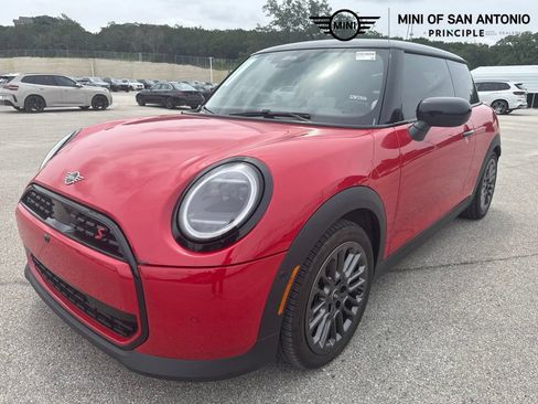 Certified 2025 MINI Cooper S FWD image 1