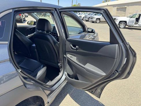 Used 2020 Hyundai Kona SE FWD image 16
