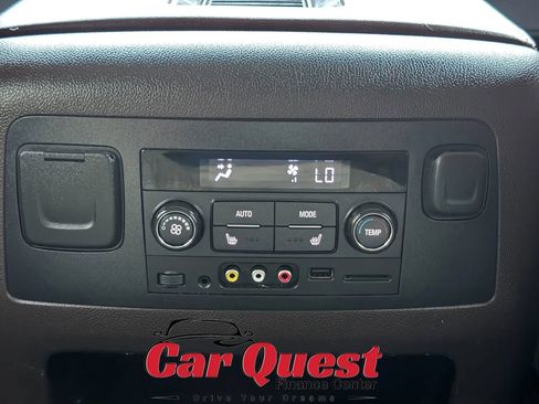 Used 2016 Chevrolet Suburban LTZ AWD/4WD image 33