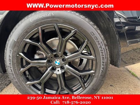 Used 2022 BMW X7 xDrive40i w/ Premium Package AWD/4WD image 17
