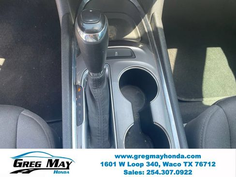 Used 2020 Chevrolet Malibu LT FWD image 21