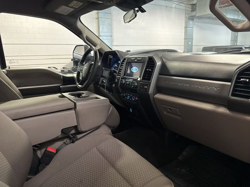 Used 2021 Ford F250 XLT image 24
