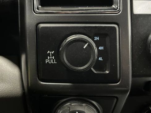 Used 2018 Ford F150 XLT w/ Equipment Group 302A Luxury AWD/4WD image 23