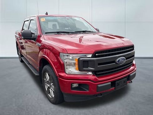 Used 2020 Ford F150 XLT w/ Equipment Group 302A Luxury AWD/4WD image 5