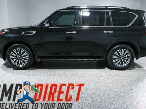Used 2023 Nissan Armada SL w/ Midnight Edition Package RWD image 10