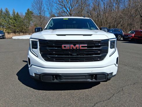 Used 2024 GMC Sierra 1500 Elevation w/ Elevation Premium Package image 6
