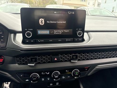 Used 2025 Honda Accord SE image 22